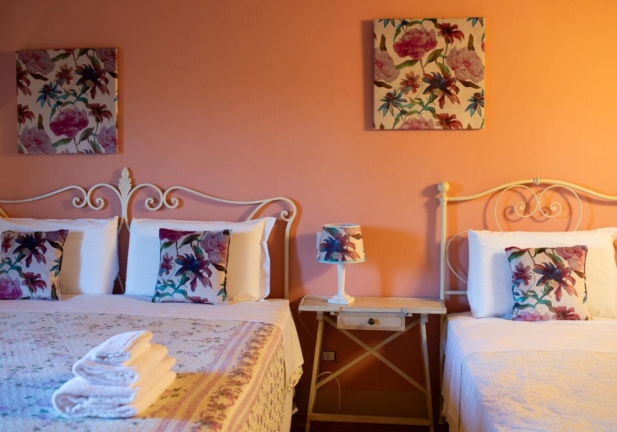 Le Colombaie Country Resort Ponsacco Cameră foto